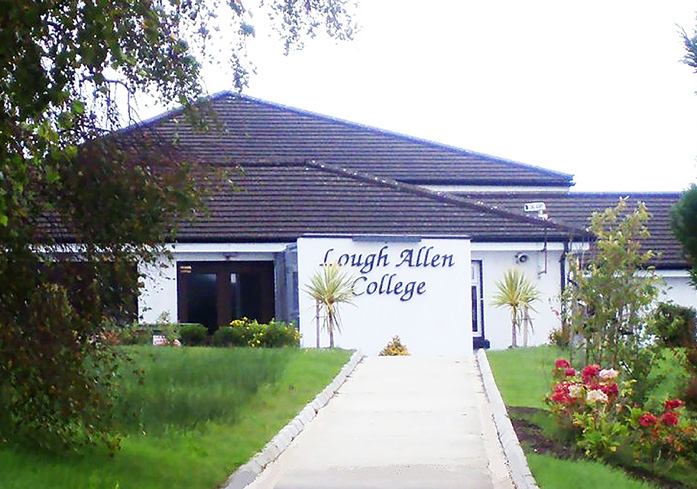 Lough Allen College colegio Irlanda con Midleton school
